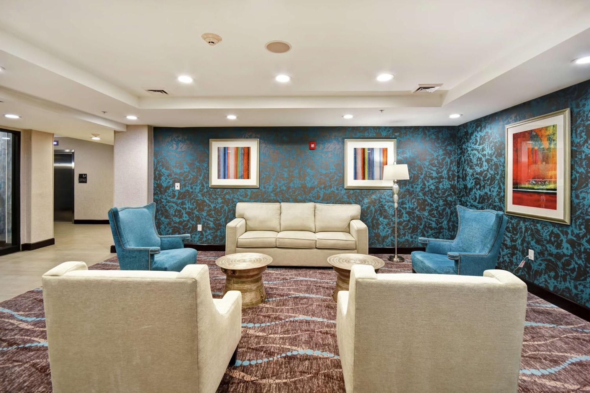 Homewood By Hilton Detroit 3*