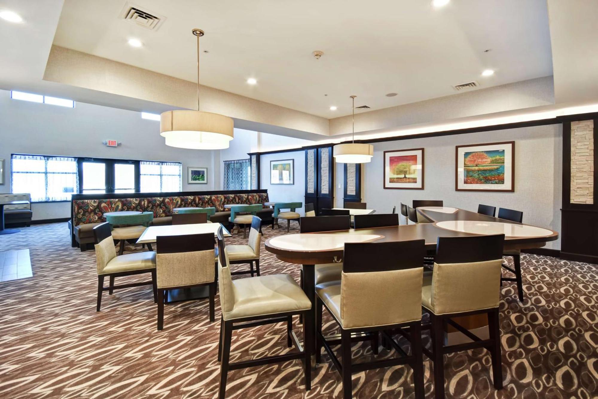 Homewood By Hilton Detroit Hotel 3*